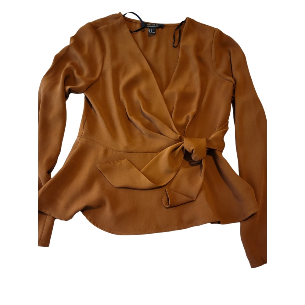 Forever 21 Rust top M